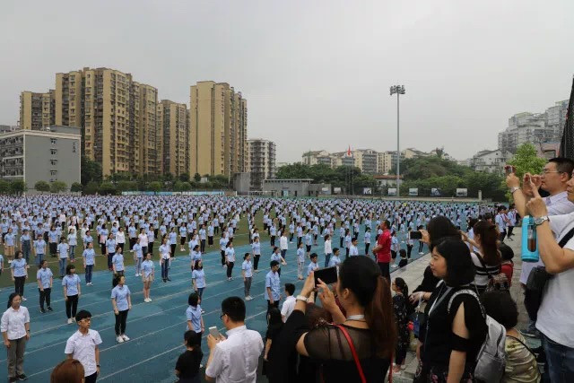 “问道新高考 魅力附中行”西大附中2018年校园开放日活动掠影