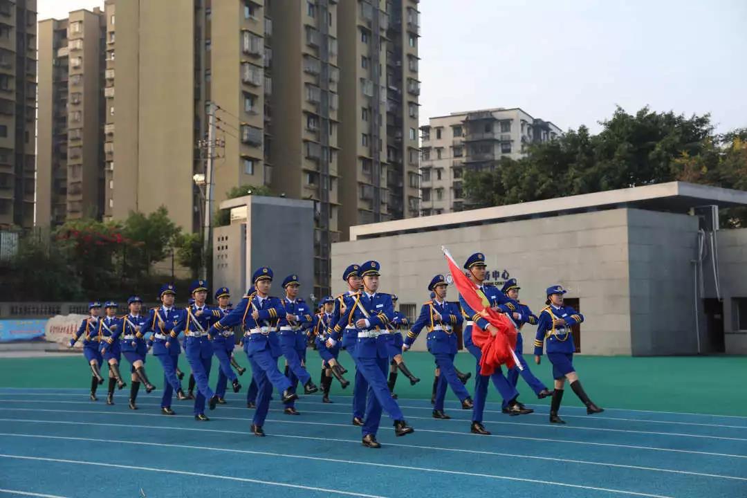 壮丽七十年，奋斗新时代！ ——西大附中2019年秋季开学典礼隆重举行